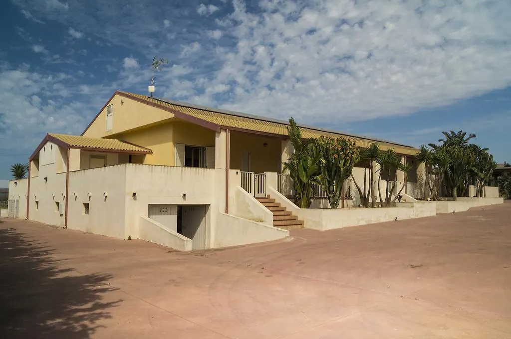 Casa vacanze Residence Nave Marina di Ragusa Italia